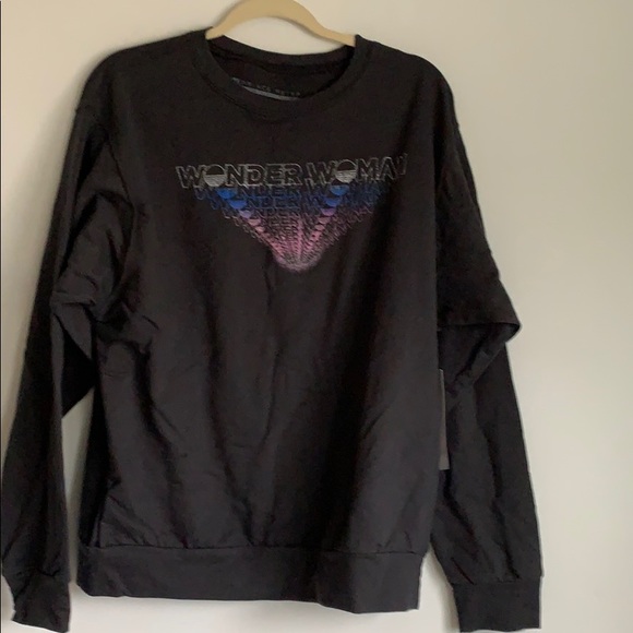Wonder Woman Graphic Sweatshirt - Picture 2 of 3